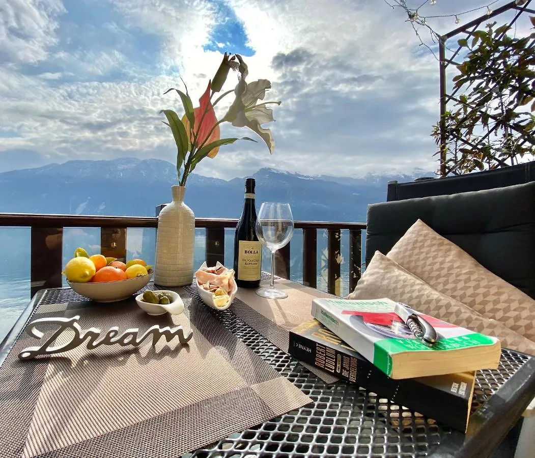 Bouganville Apartment Limone sul Garda