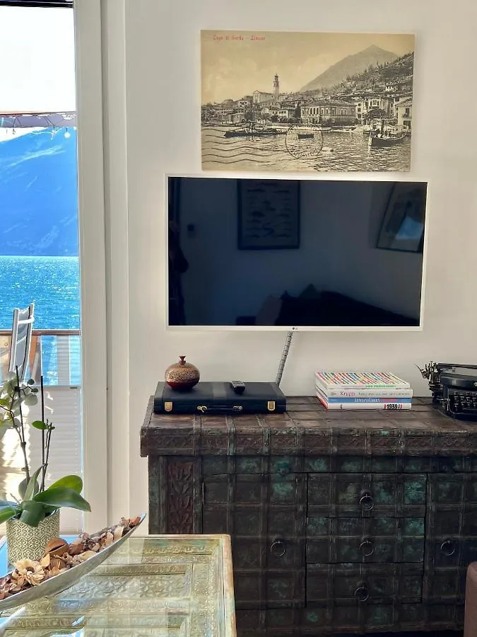 Bouganville Apartment Limone sul Garda